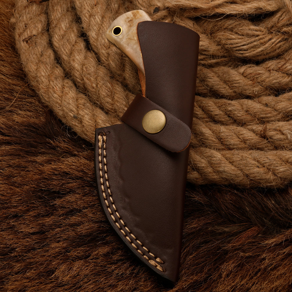 Handmade Damascus steel skinner knife ram horn handle || drs knives hub