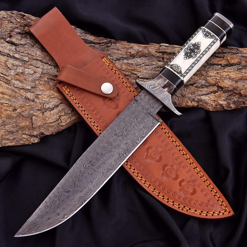 Handmade Damascus Steel Bowie Knife – Hand-Forged Hunting Knife with Camel Bone Handle & Premium Leather Sheath | DRSKNIVES HUB