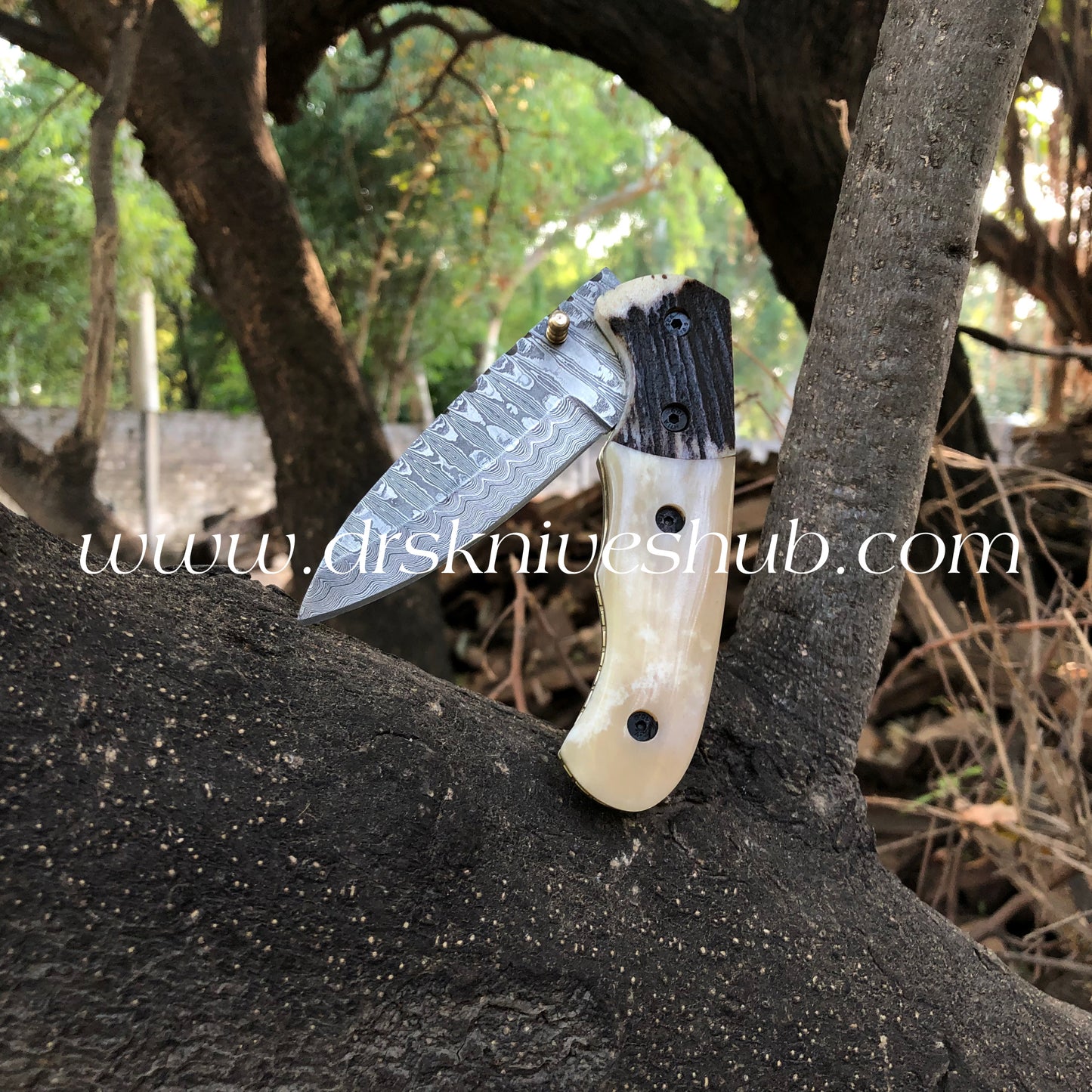 Folding Pocket Knife Hand Crafted Damascus Steel Blade Antler & Bone Handle Pocket knife