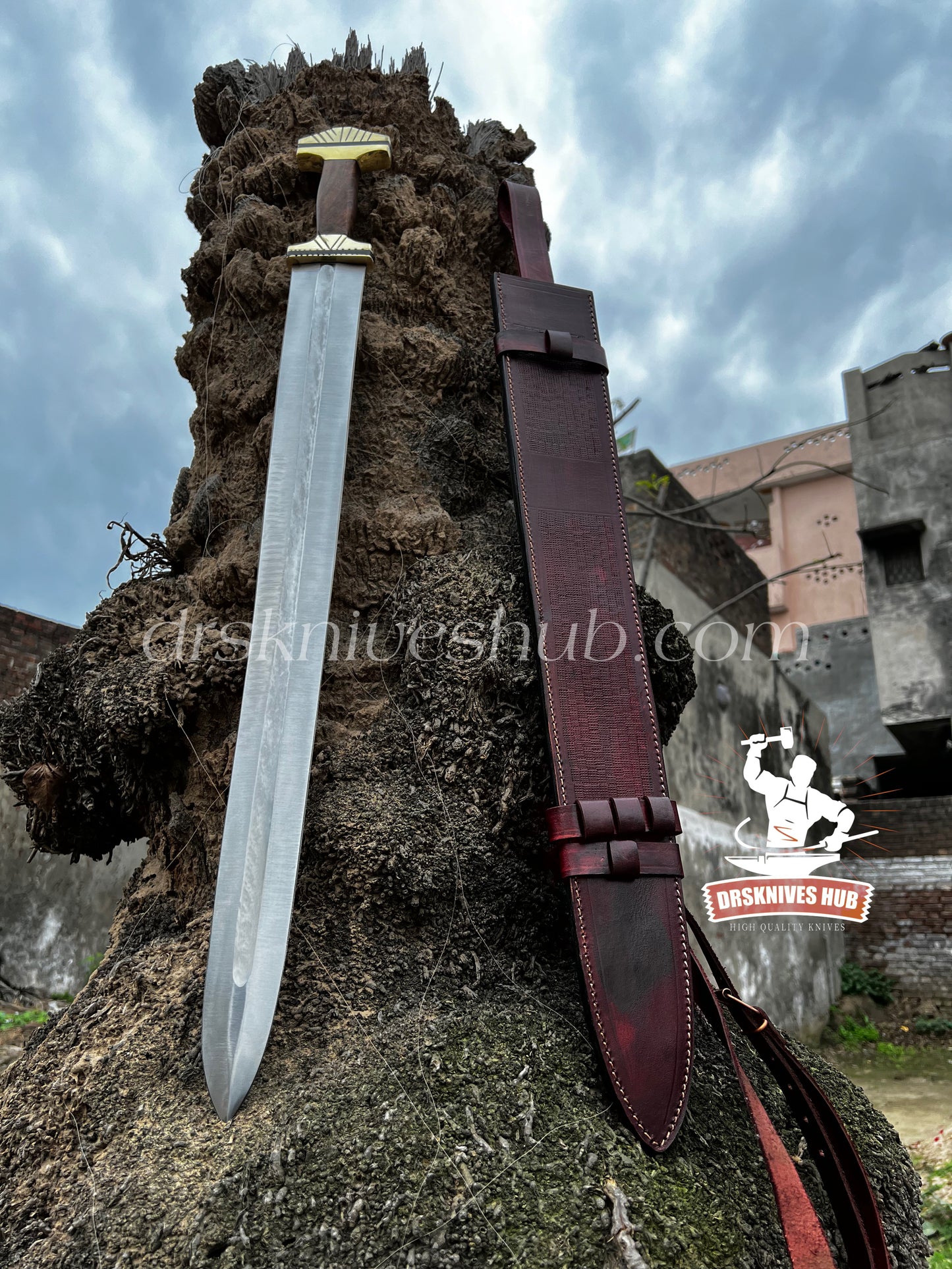 HANDFORGED CUSTOM VIKING SWORD, BATTLE-READY AND PAIRED WITH A LEATHER SHEATH COVER