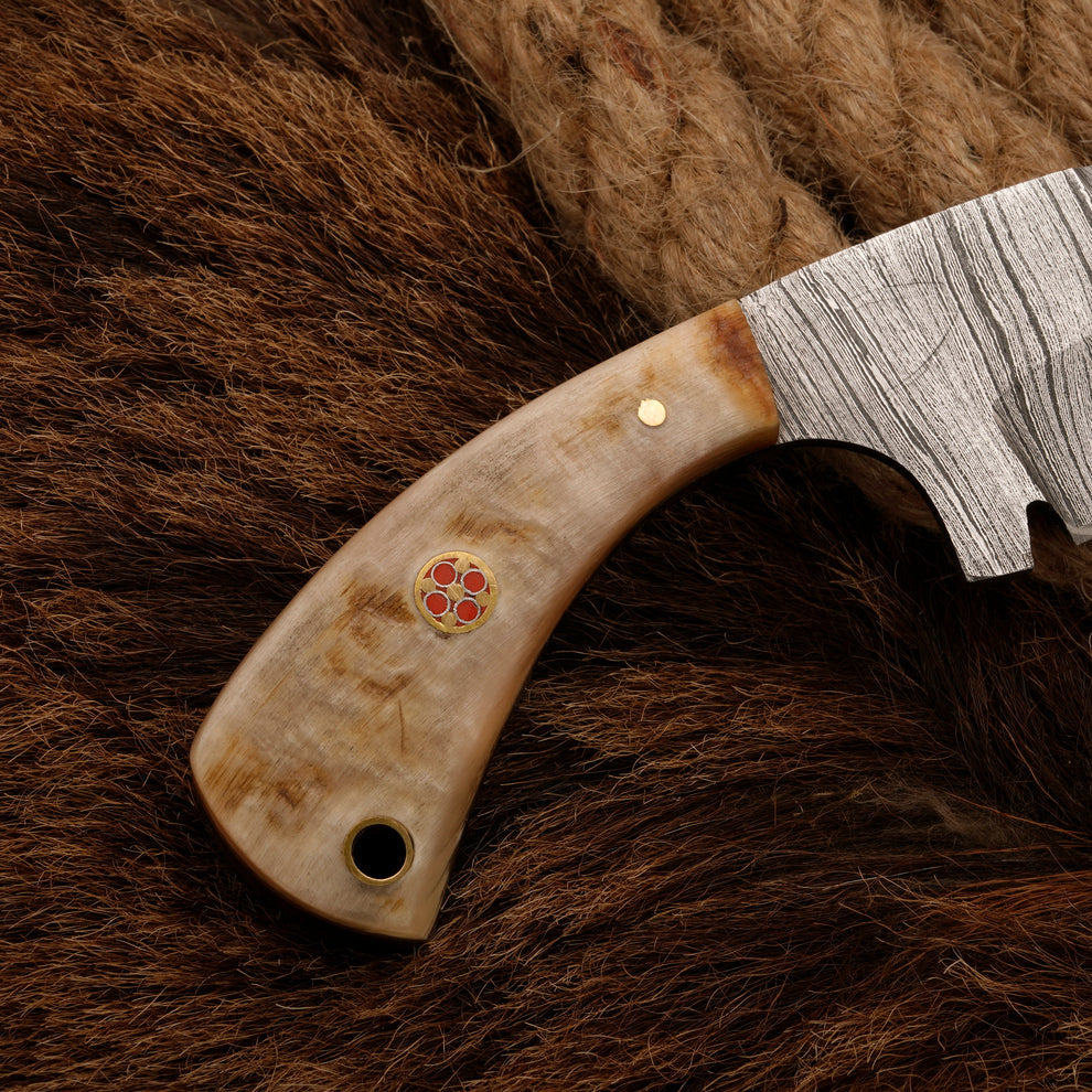 Handmade Damascus steel skinner knife ram horn handle || drs knives hub