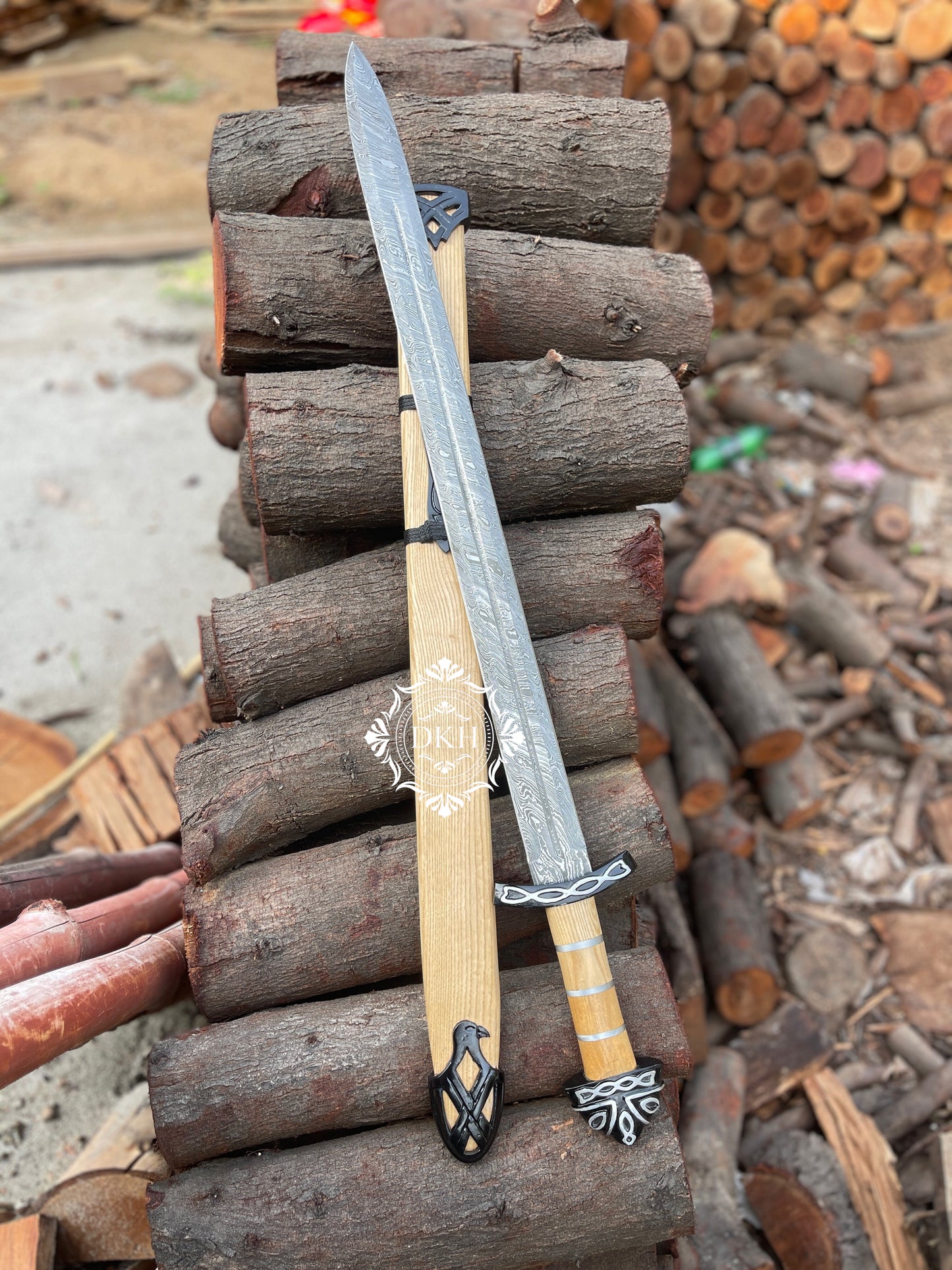 Battle Ready Medieval Sword Custom Handmade Damascus Steel Sword