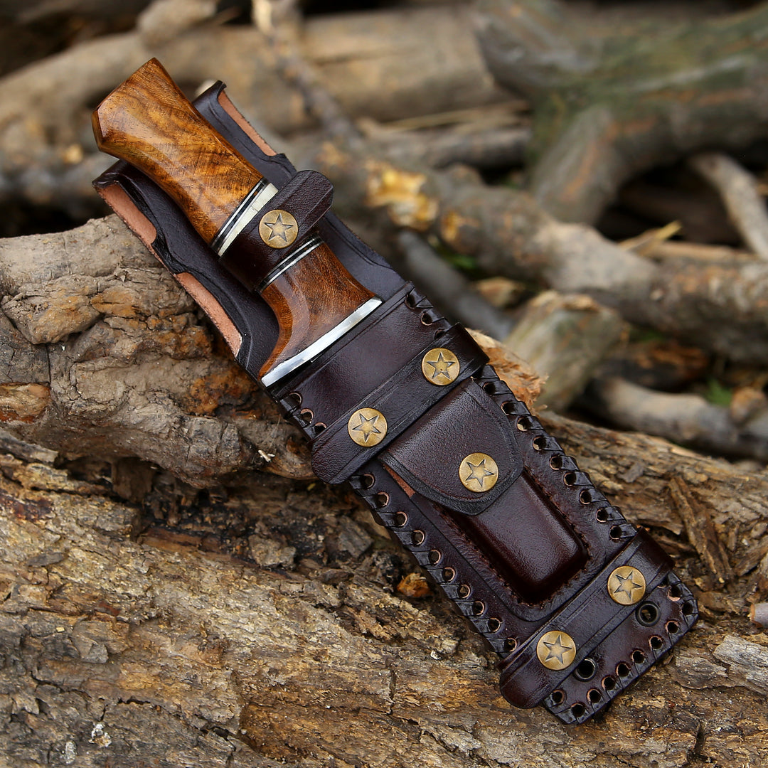 Handmade Damascus Feather Blade Hunting Knife With Beautifully Crafted Leather Sheath.