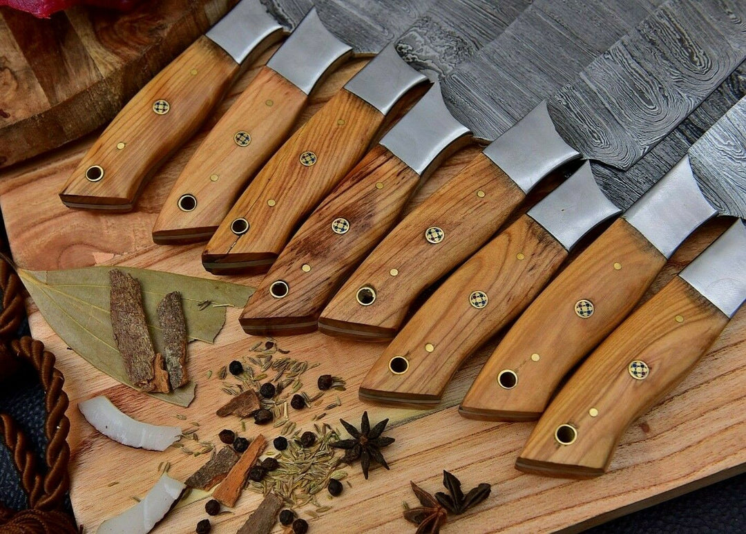8 pcs Damascus Steel Blade Hand Forged Chef Set With Leather Roll Kit Bag Wood Handle