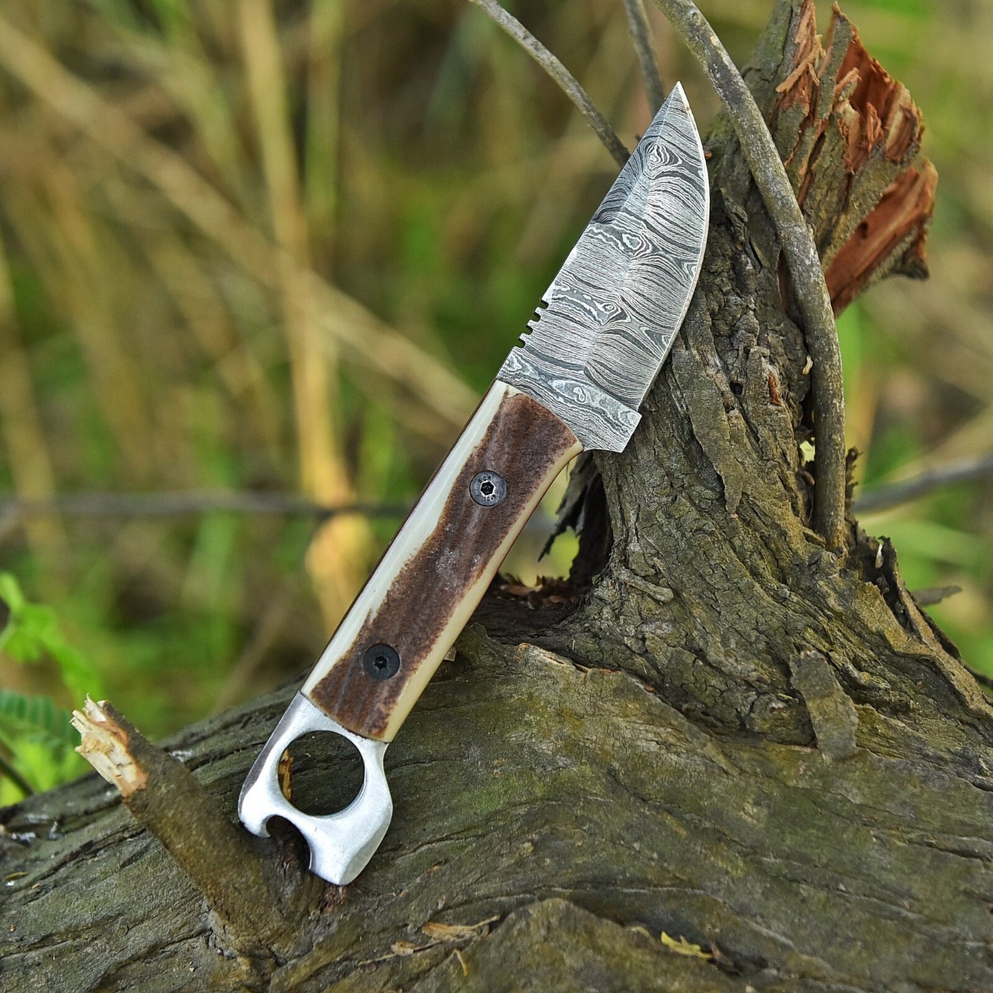 7.6" Hand-Forged Damascus Steel Hunting and EDC Knife with Leather Sheath