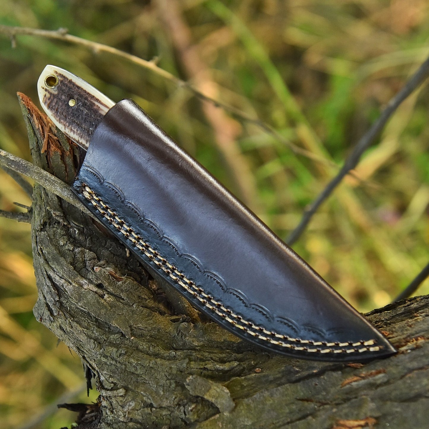 7.3" Custom Hand-Forged Damascus Steel Fixed Blade Skinner Knife with Antler Handle