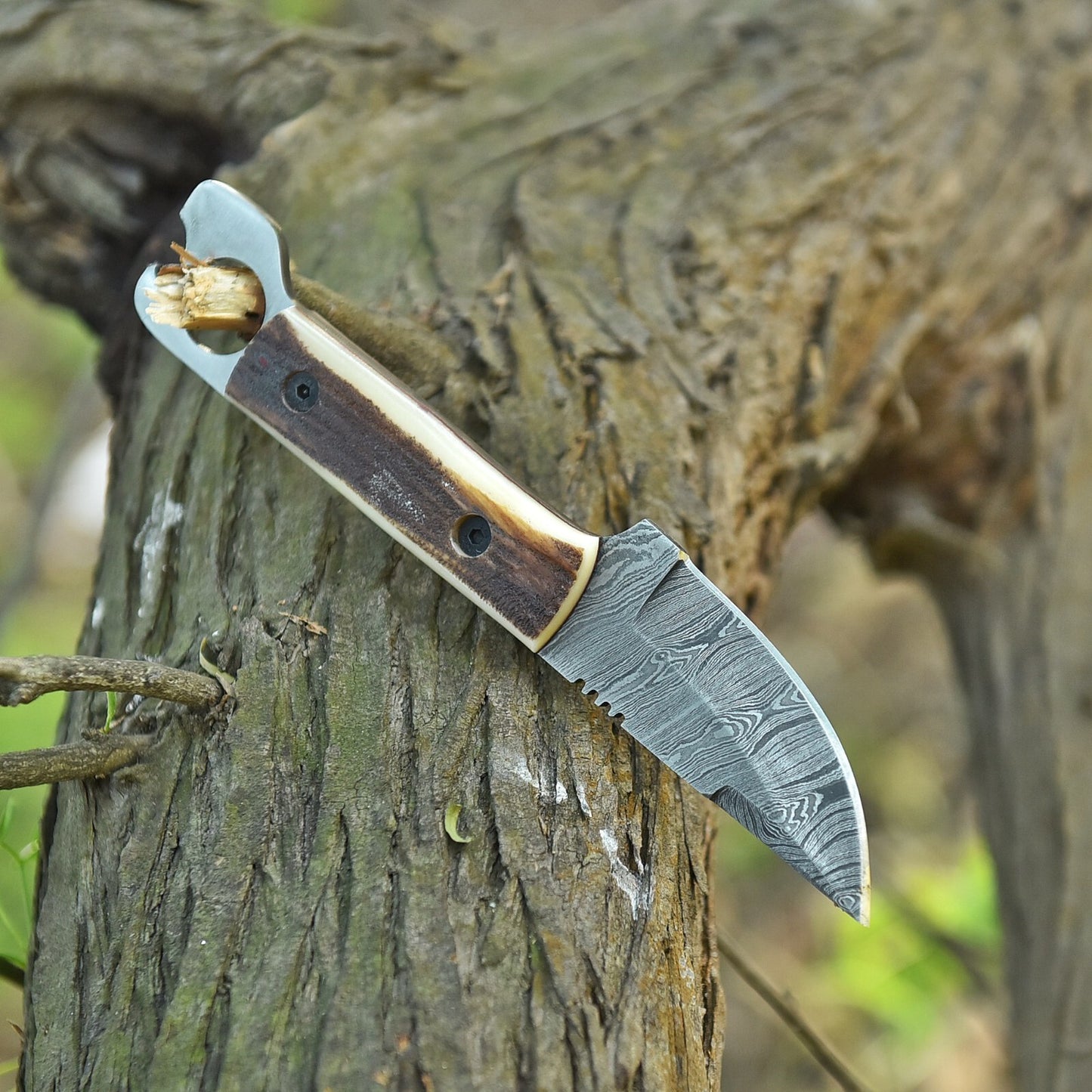 7.6" Hand-Forged Damascus Steel Hunting and EDC Knife with Leather Sheath
