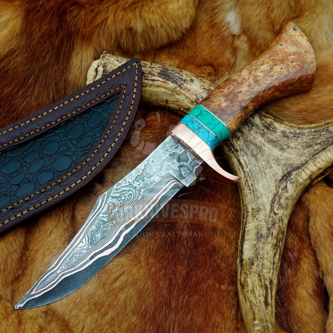 Copper Damascus hunting Bowie knife for a hunting knife guide | DRSKNIVES HUB | DRSKNIVES HUB