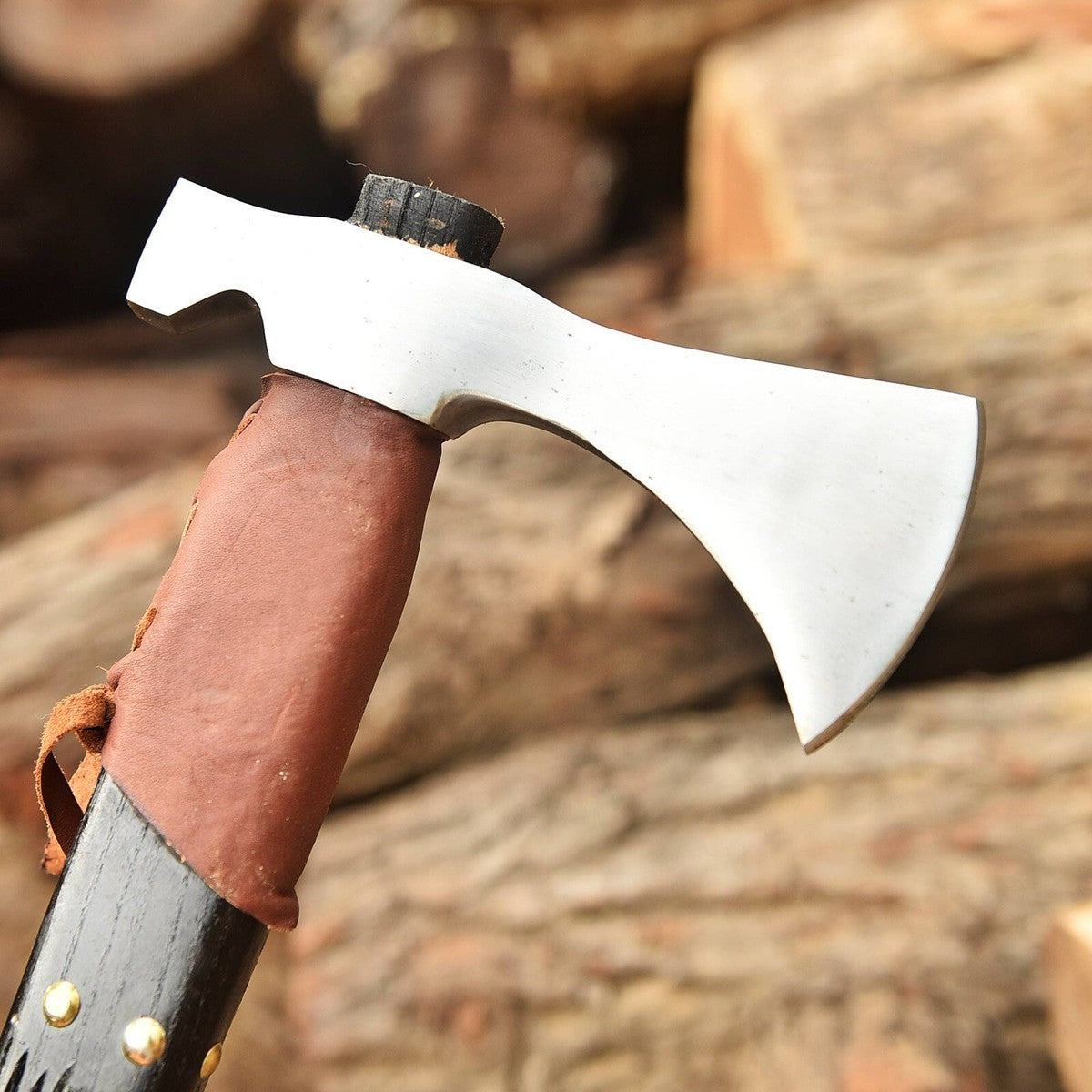 Hand-Forged Carbon Steel Viking Throwing Axe – Collectible Tomahawk Hatchet with Leather Grip & Sheath – 20” EDC Camping Axe USA | DRSKNIVES HUB 