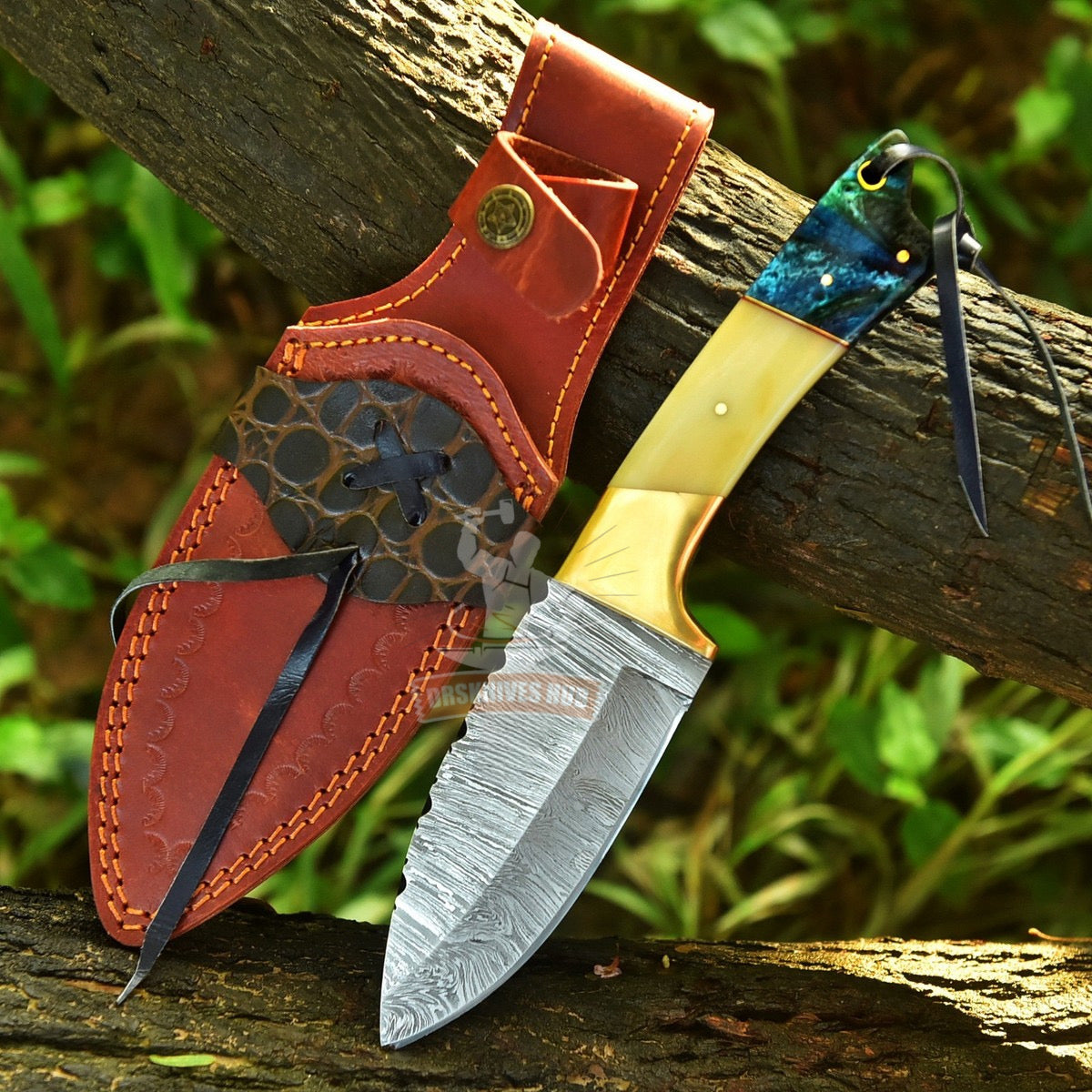 Handmade Damascus Bowie Hunting Knife Brass Bone Resin handle with Sheath