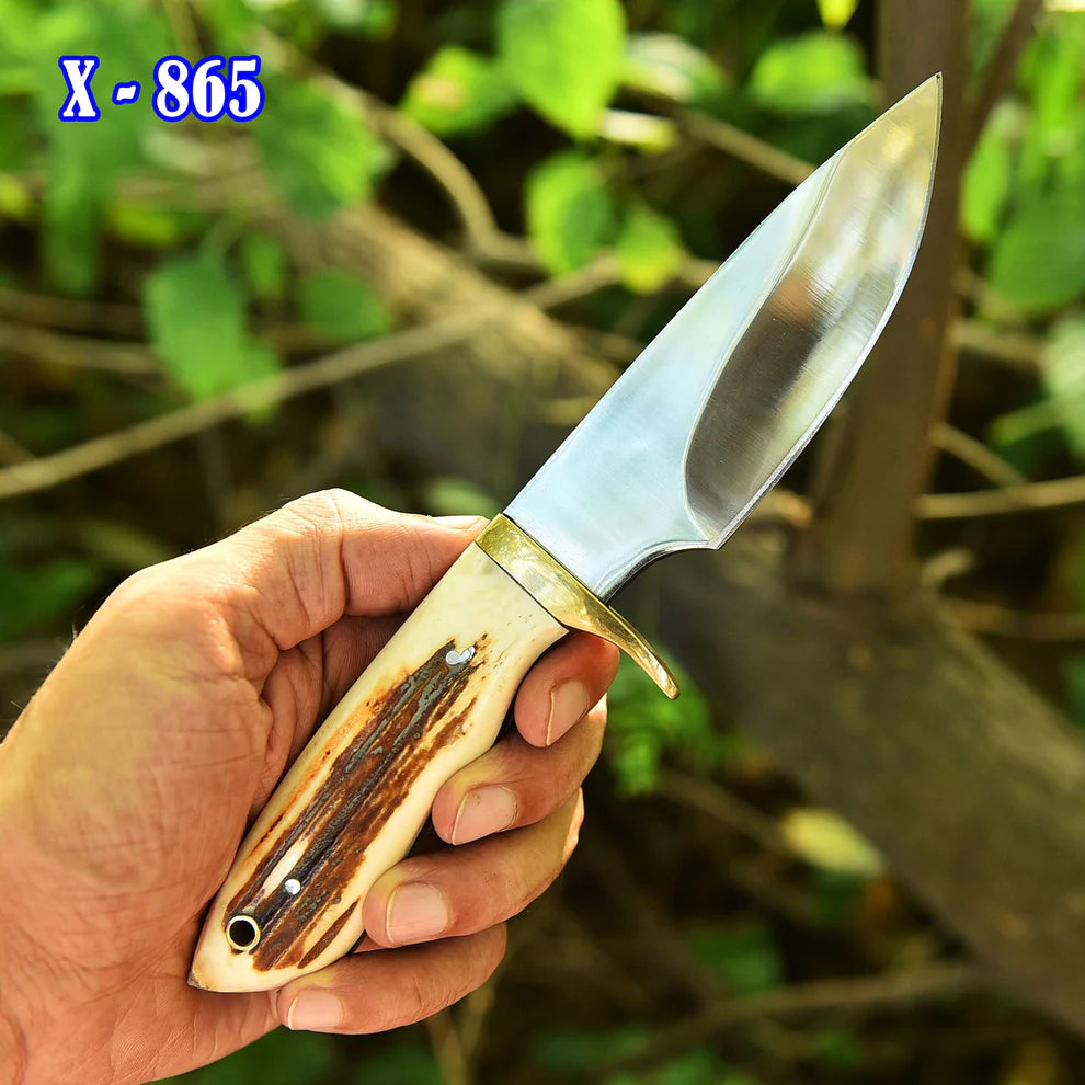 Handmade  fixed blade skinner knife - stag antler handle