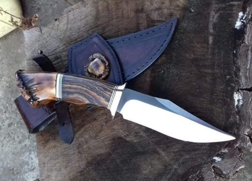 Handcrafted Hunting Knife – Carbon Steel Blade with Antler & Wood Handle, Includes Leather Sheath