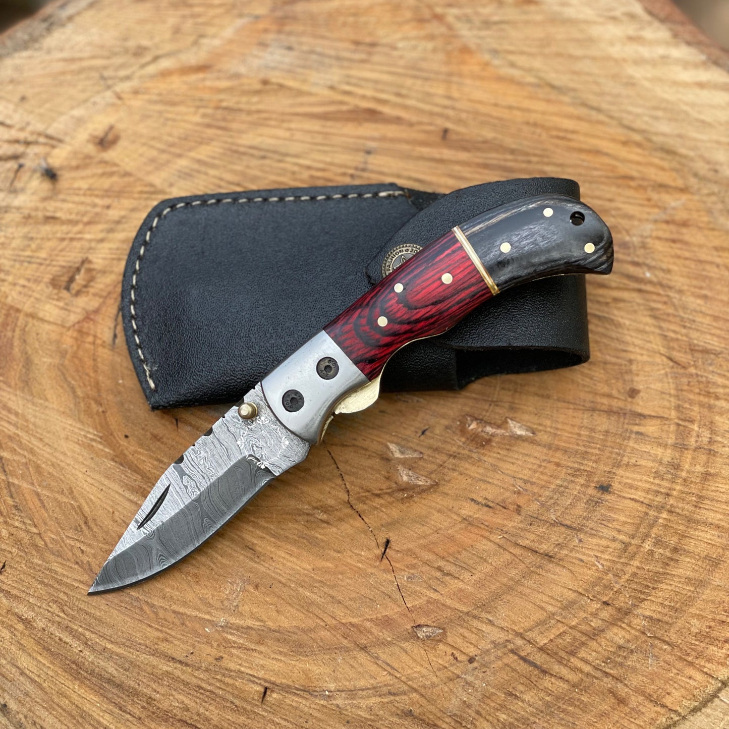 7.5” inches Custom Made Pocket Folder Handmade Damascus Steel Folding Pocket knife with leather pouch