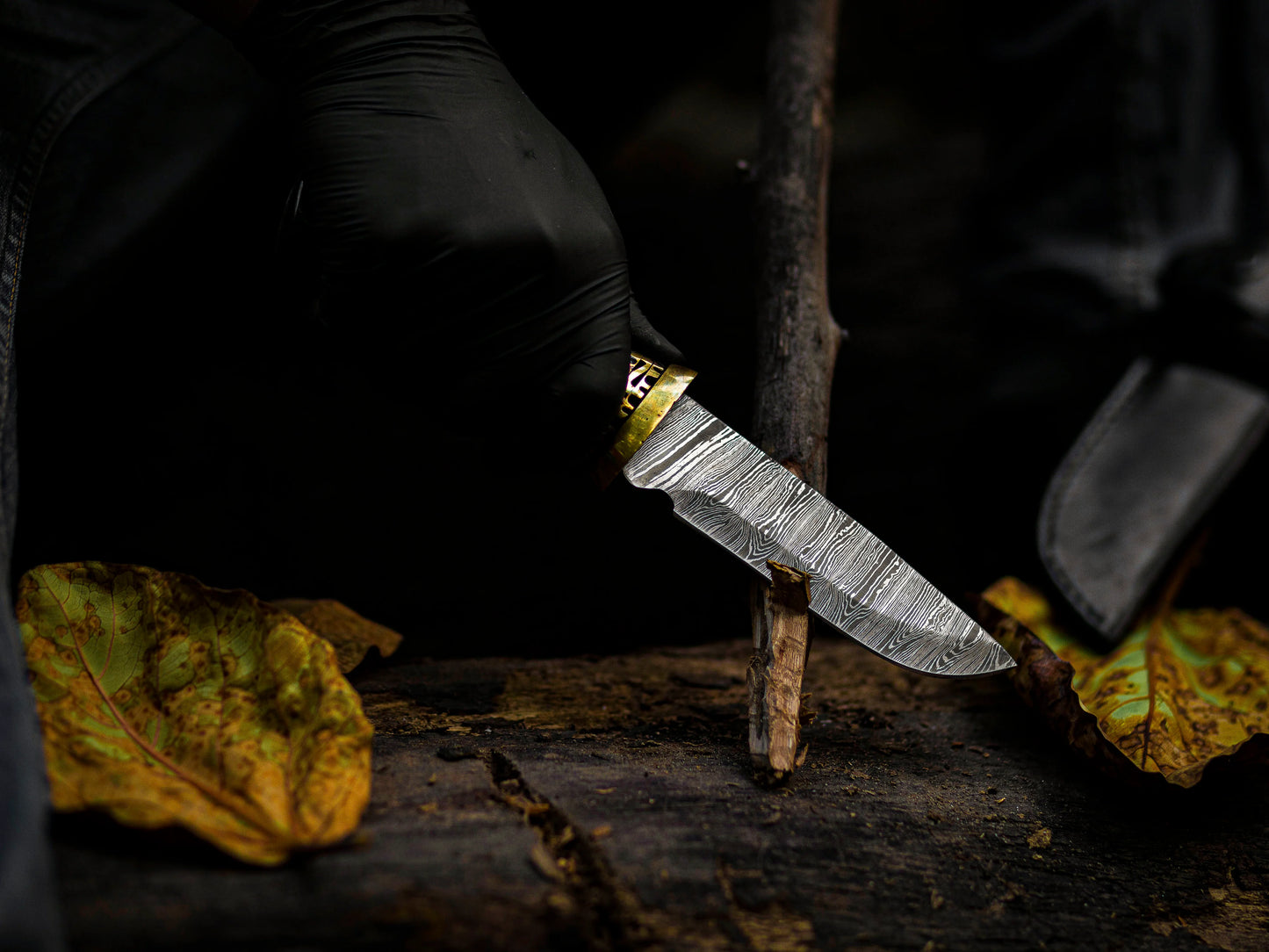 Damascus Steel Fixed Blade Knife with Ebony and Red Wood Handle