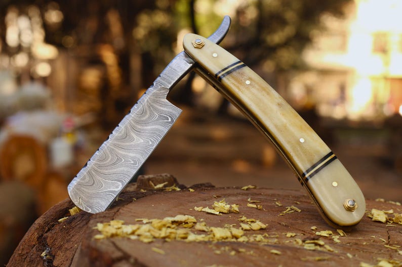 DAMASCUS STEEL STRAIGHT RAZOR KNIFE WITH LEATHER SHEATH || DRS KNIVES HUB