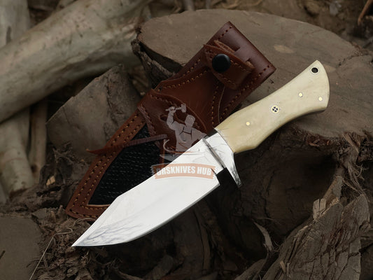 Handmade Carbon Steel Blade Hunting Knife With Leather Sheath Cover