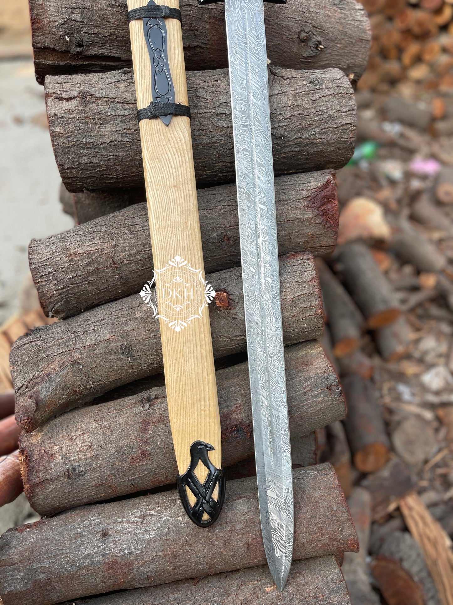 Battle Ready Medieval Sword Custom Handmade Damascus Steel Sword