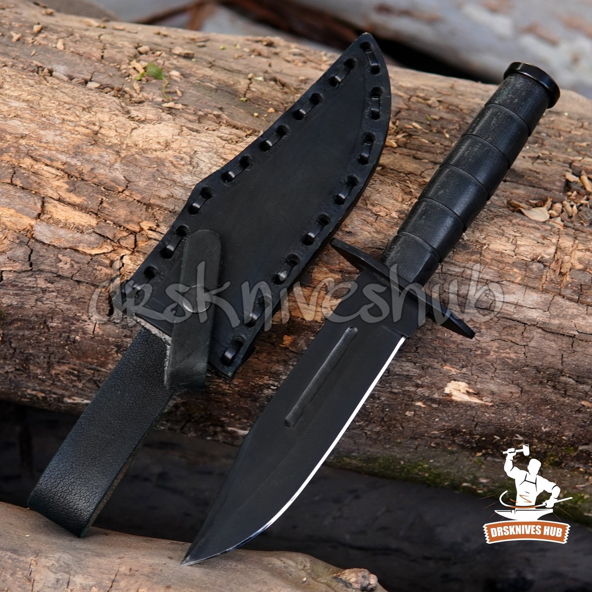 Black knife with sheath on a wooden surface, featuring the brand 'Kershaws Hub'.