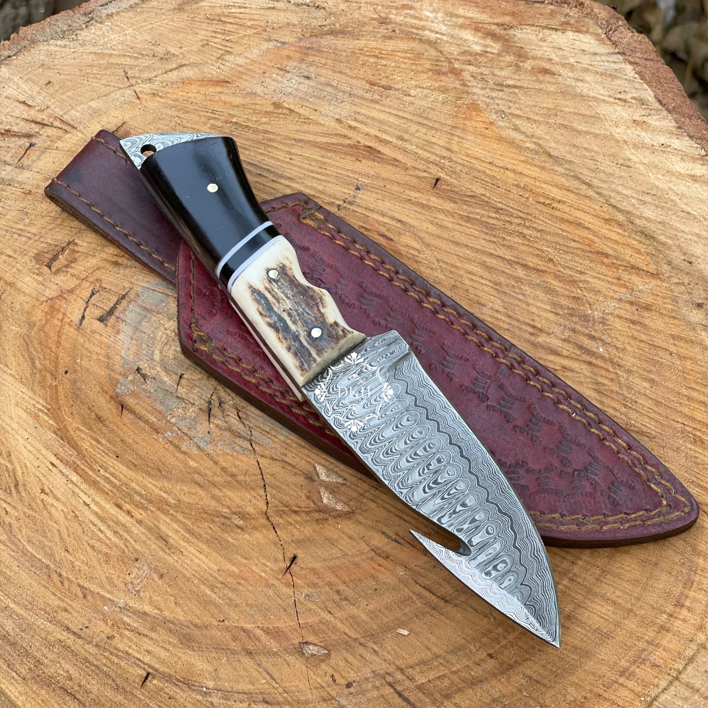 9” Damascus Steel Blade Gut Hook Hunting Knife With leather Sheath Cover