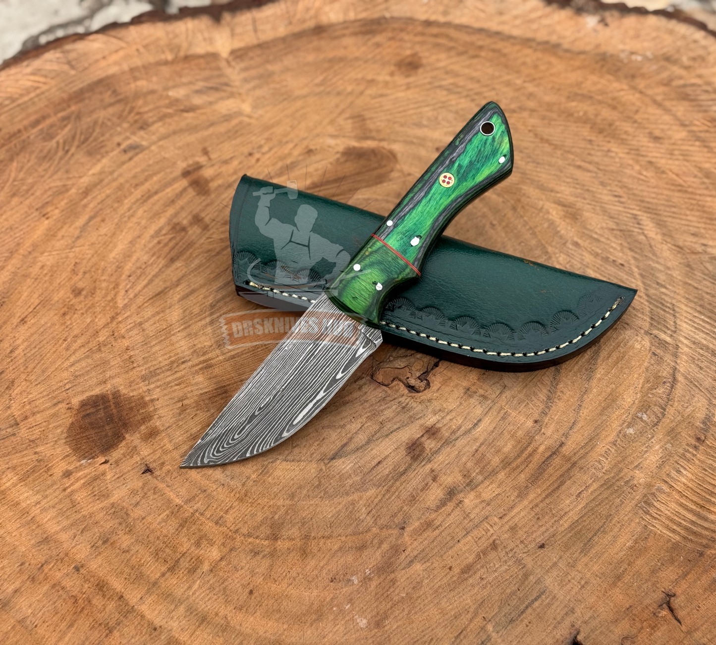 Deer Skinning knife with sheath