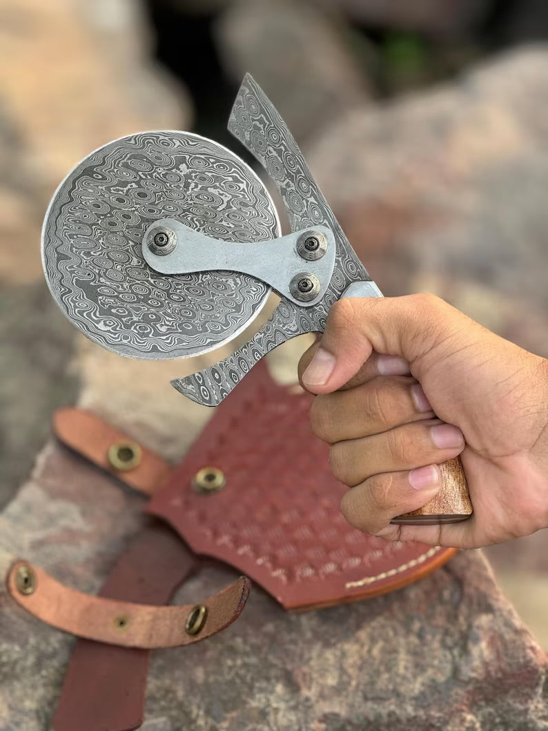 Damascus Steel Pizza Cutter Wheel with Leather Sheath, Pizza Cutter