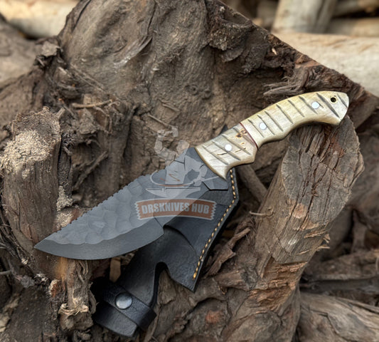 Personalised Handmade Damascus Steel Tracker Knife: Ram Horn Handle, Leather Sheath