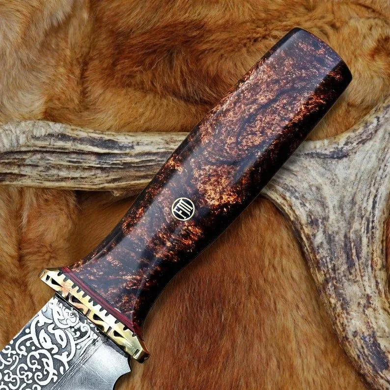 drsknives-hub-celtic-hunting-knife-resin-handle - DRSKNIVES HUB