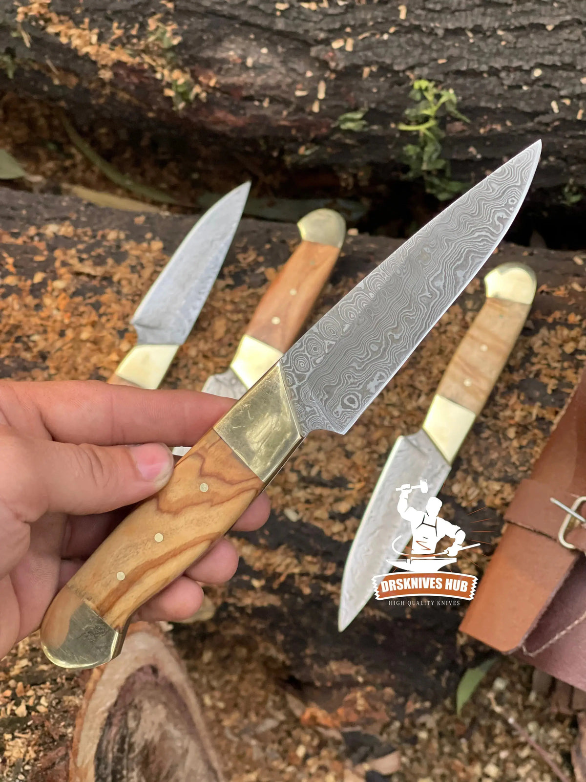 Four-piece Damascus steak knife set for dining