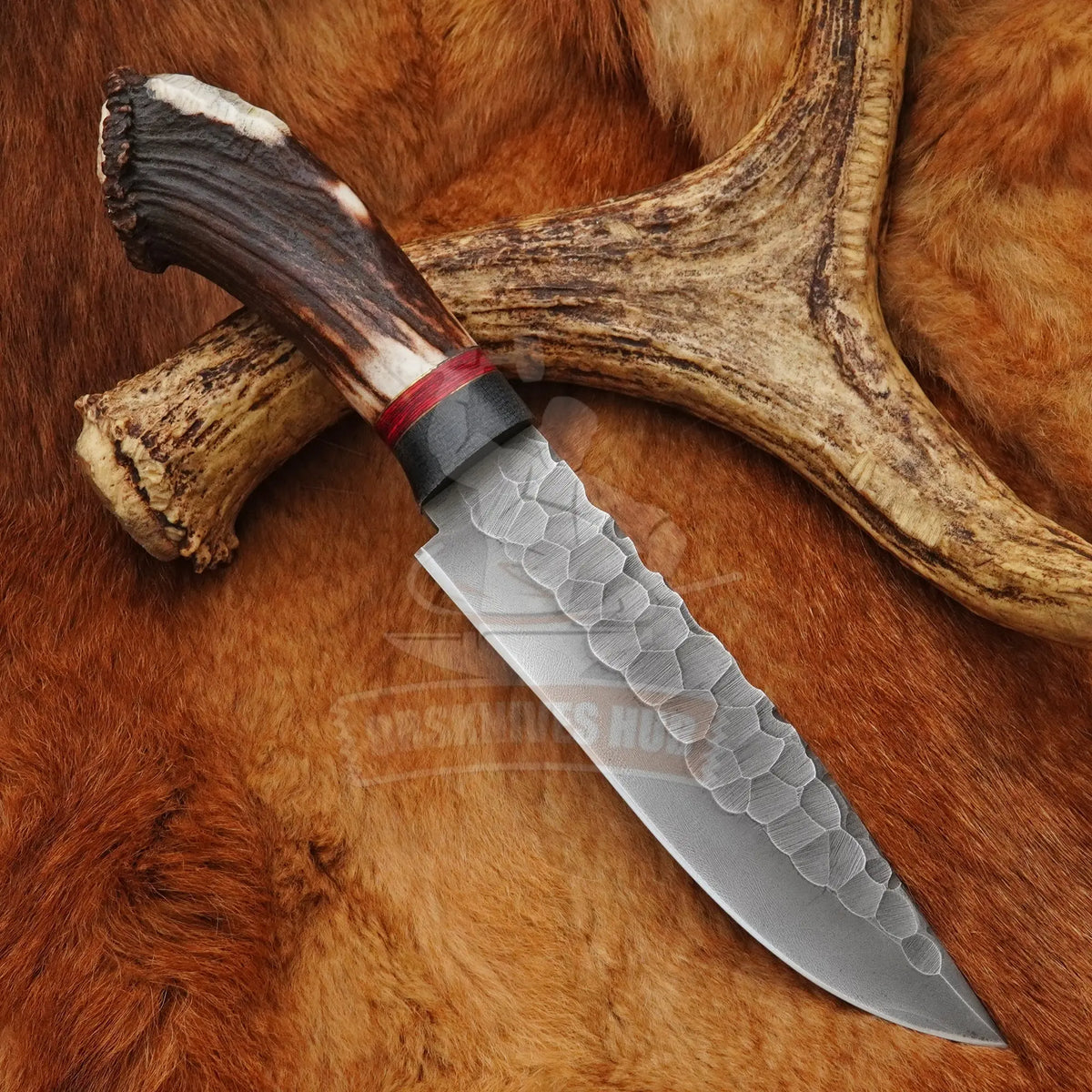 Carbon steel hunting knife with included leather sheath