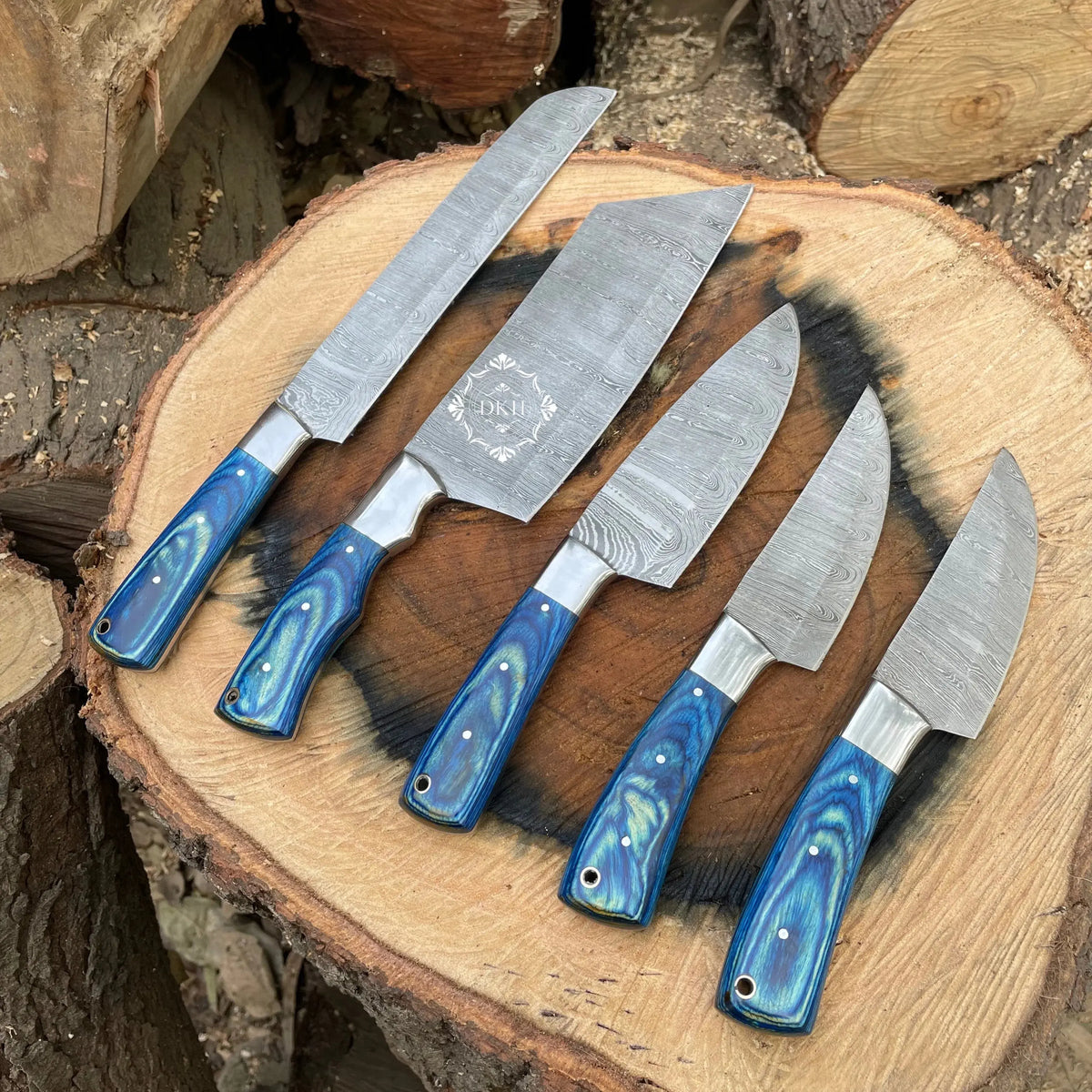 Hand-forged Damascus chef knives with leather roll kit