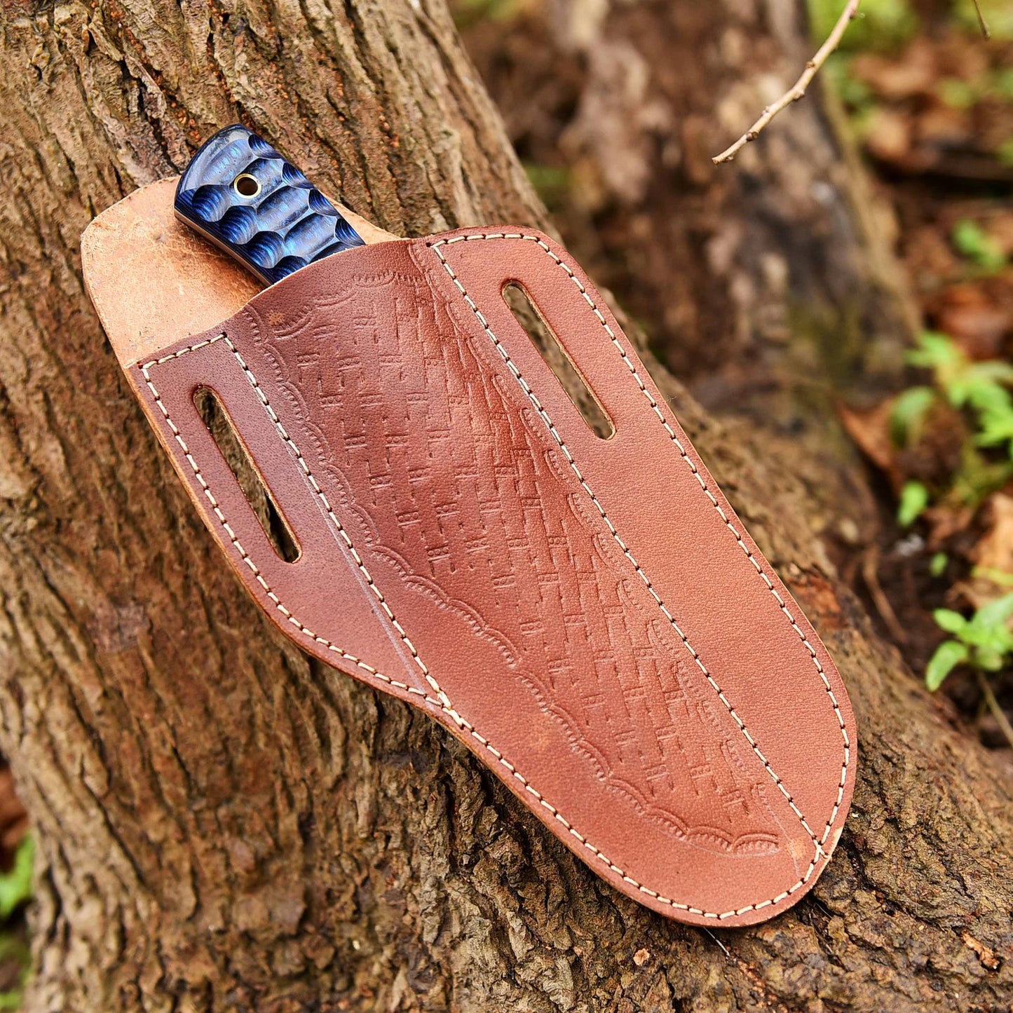 Every Day Carry Handmade Damascus Steel Knife Bush craft Knife With Leather  Sheath Cover