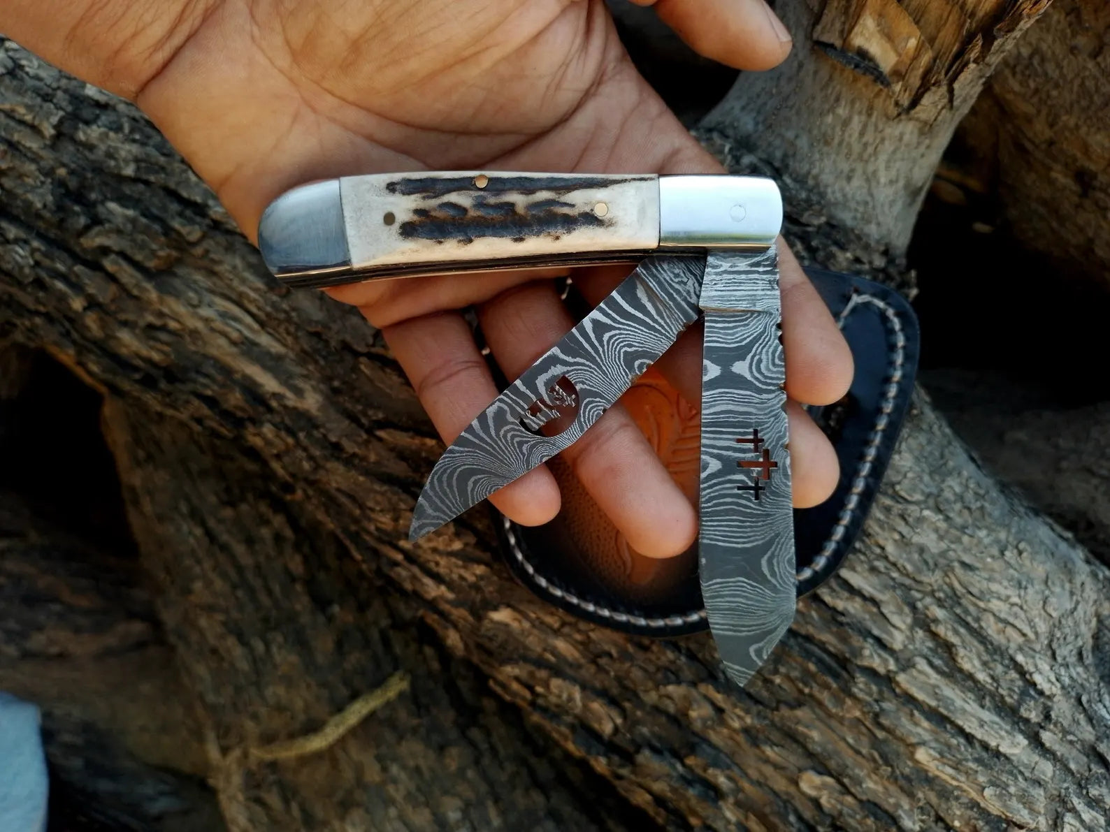 Dual-Blade Trapper Pocket Knife | Stag Antler Handle | Cross-Draw Sheath | DRSKNIVES HUB