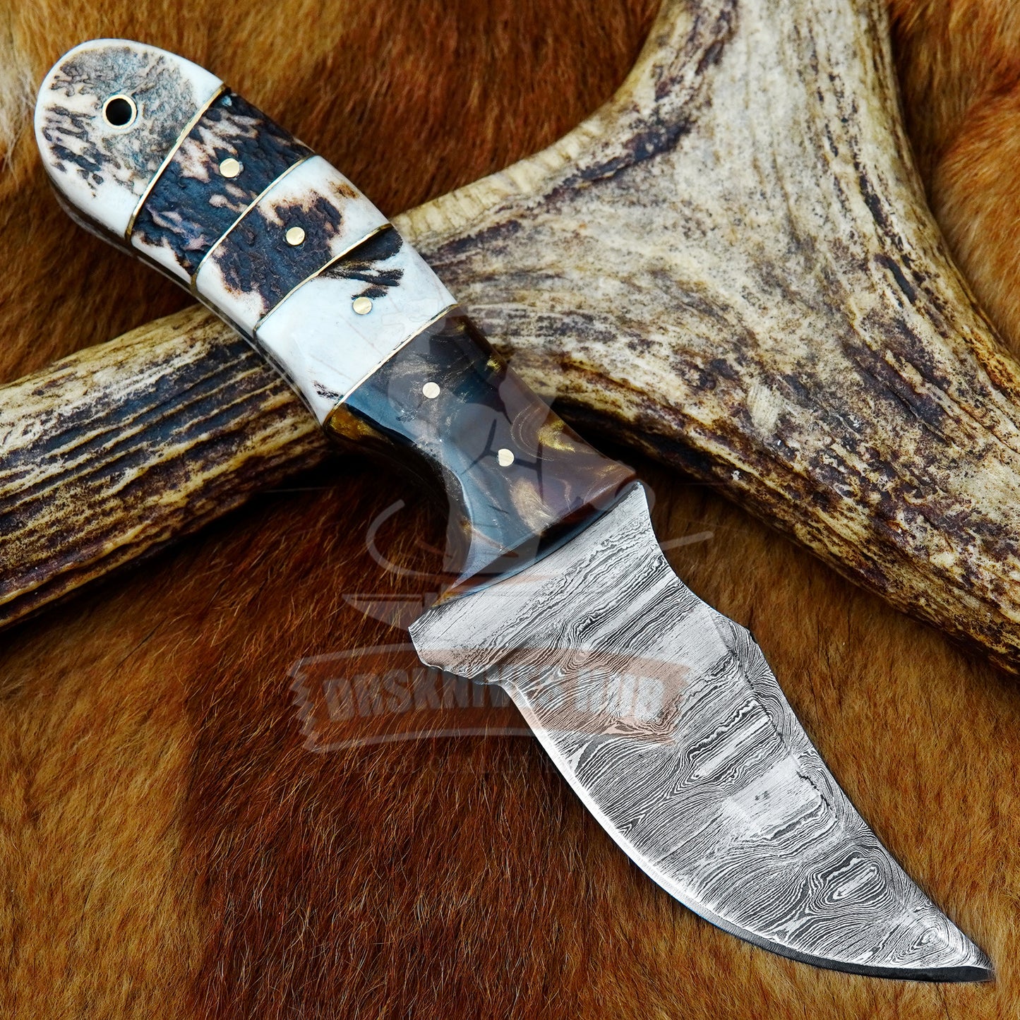 7” Fixed Blade Hunting Skinning knife with Stag Handle & Leather Sheath – Artisan Gift