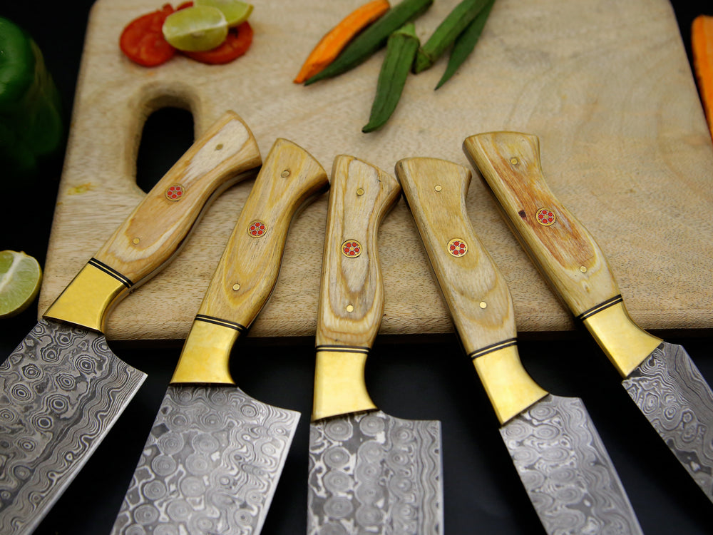 Handmade Damascus Steel Chef knife Wet of 5 PCS with Olive wood Handle