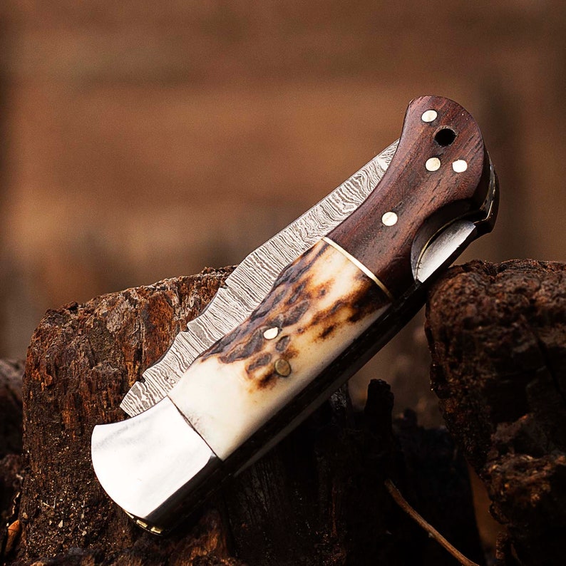 Stag Horn Handle Beautiful Handmade Damascus Steel Blade Folding Pocket Knife With Leather Sheath Cover