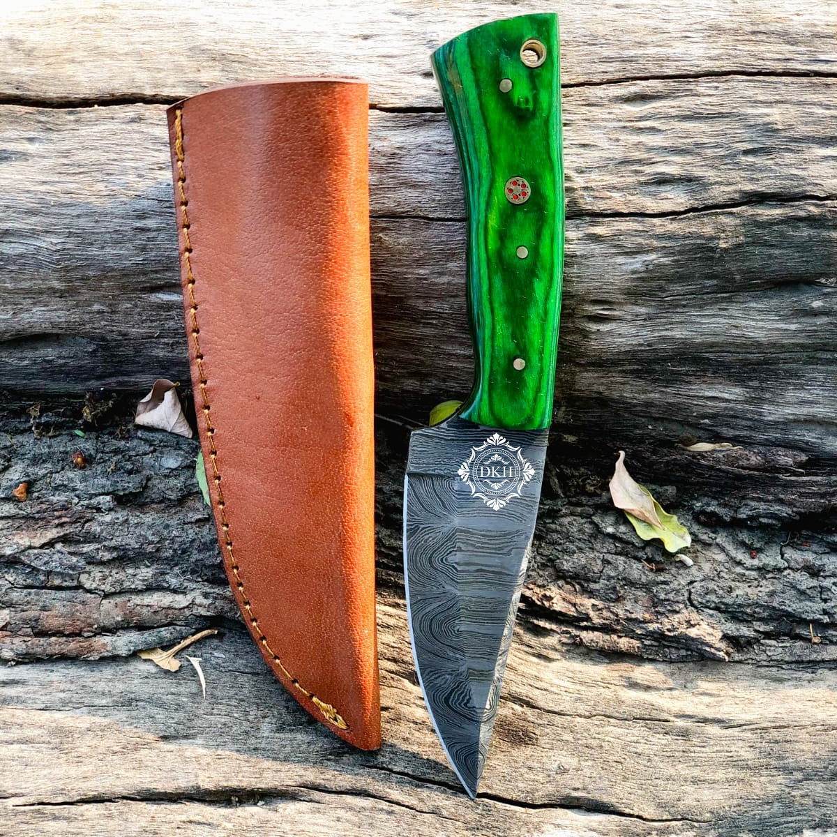 Green Color Handle Damascus Steel Blade Handmade Skinner Knife With Leather Sheath Cover