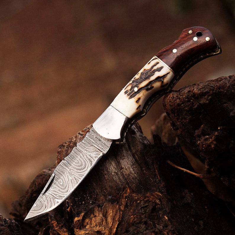 Stag Horn Handle Beautiful Handmade Damascus Steel Blade Folding Pocket Knife With Leather Sheath Cover