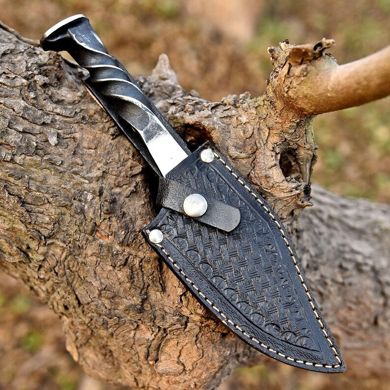 Hand-Forged viking Railroad Spike Art with Twisted Handle knife With Leather Sheath Cover