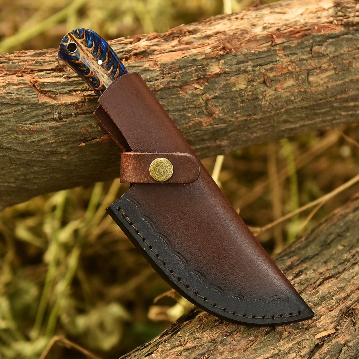 Damascus Steel Skinner Knife With Pinecone Handle