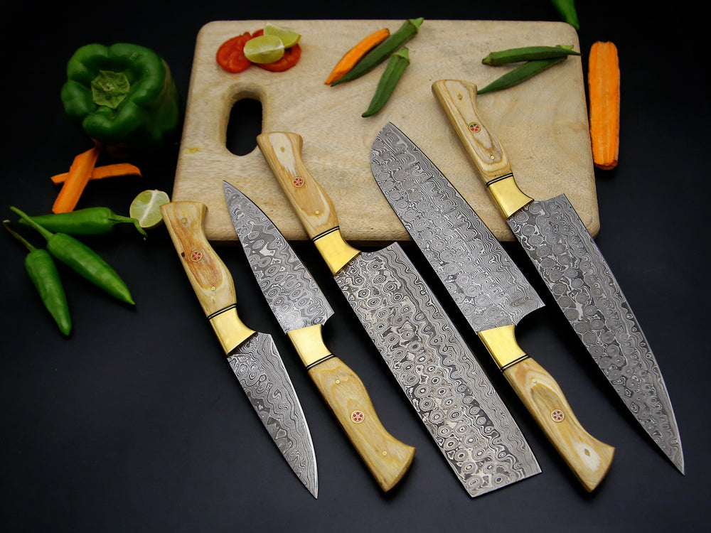 Handmade Damascus Steel Chef knife Wet of 5 PCS with Olive wood Handle