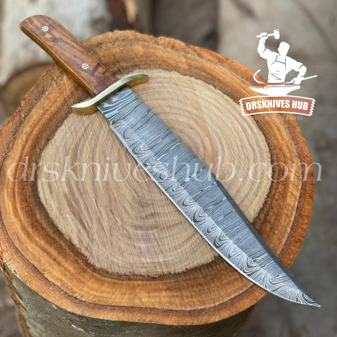 Rose Wood Handle Damascus Steel Blade Custom Handmade Hunting Bowie Bowie Camping knife