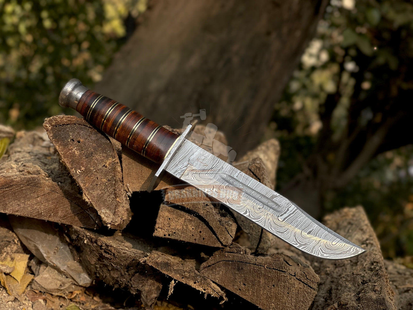 Handcrafted Damascus Steel Blade Bowie Knife Featuring a Leather Handle | DRSKNIVES HUB