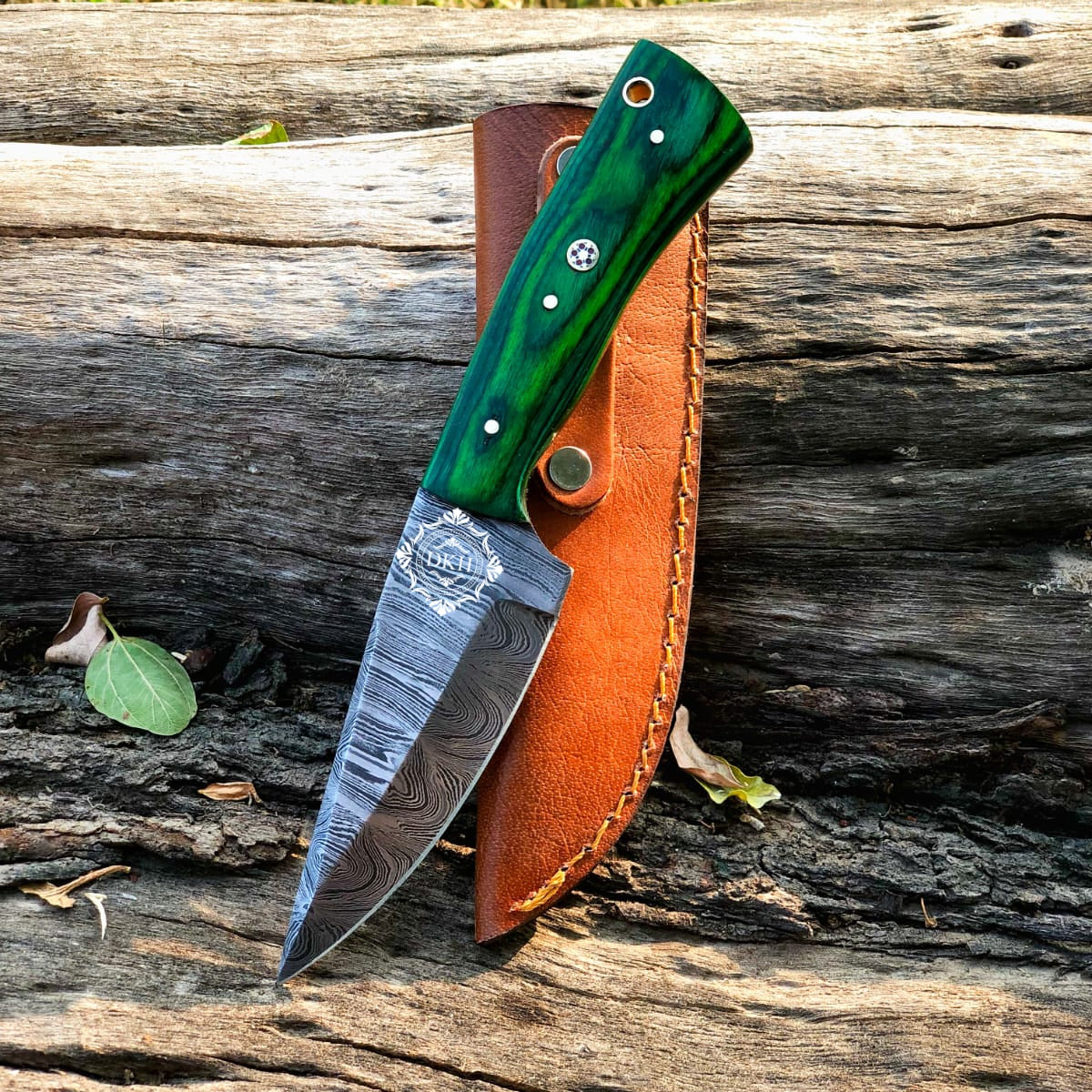 Green Color Handle Damascus Steel Blade Handmade Skinner Knife With Leather Sheath Cover