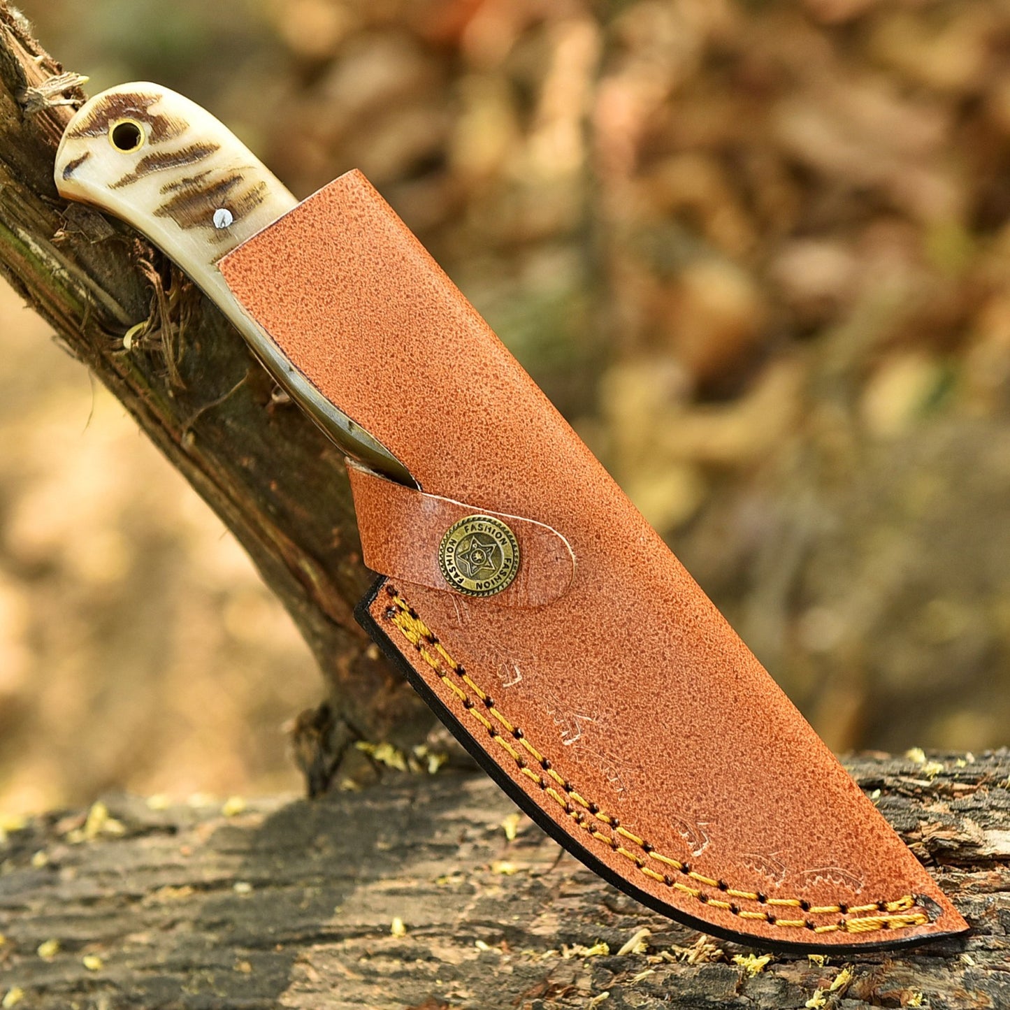 Damascus Steel Blade Tactical Hunting Knife Ram Horn Handle
