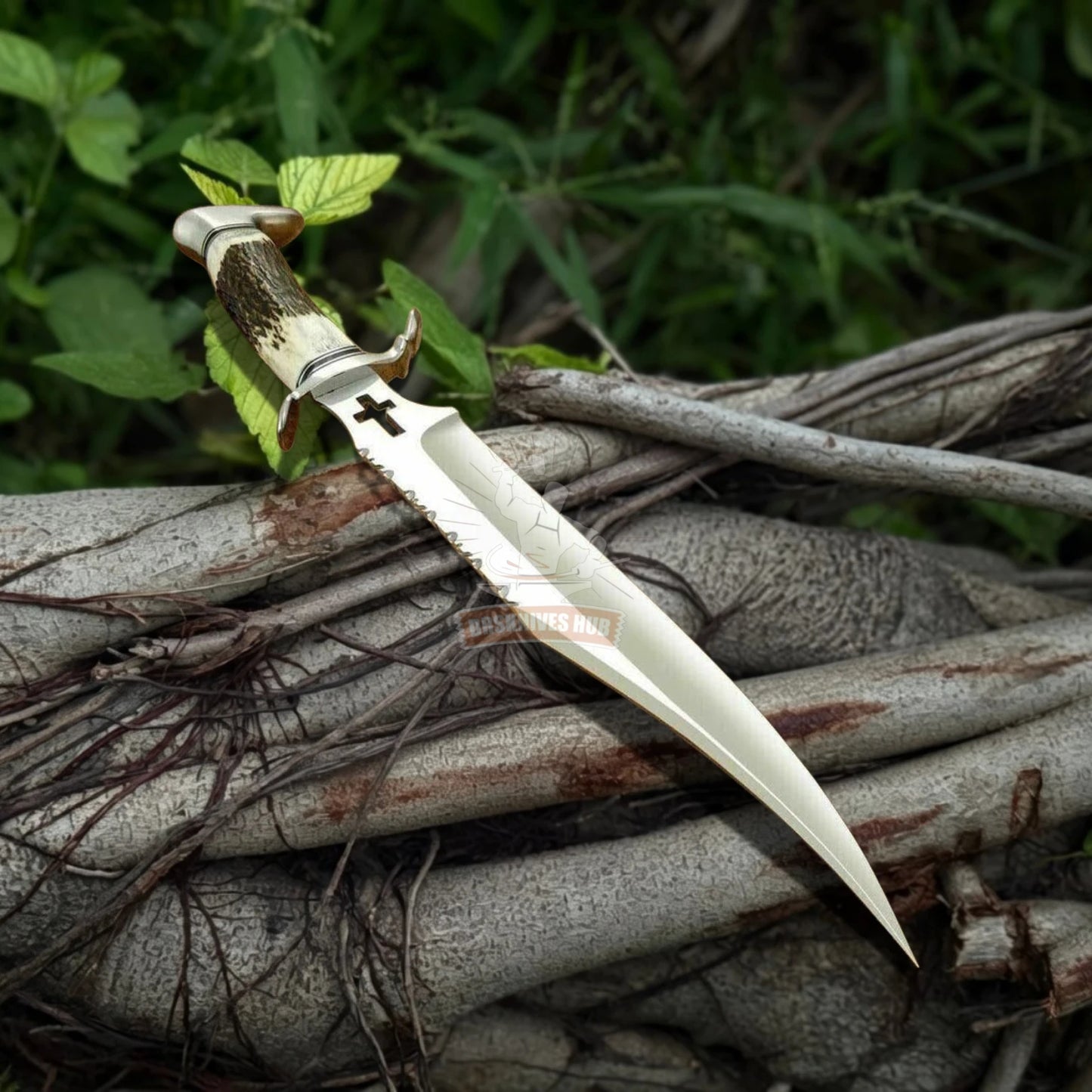 Hand- Crafted Stainless Steel Bowie Knife Antler Handle