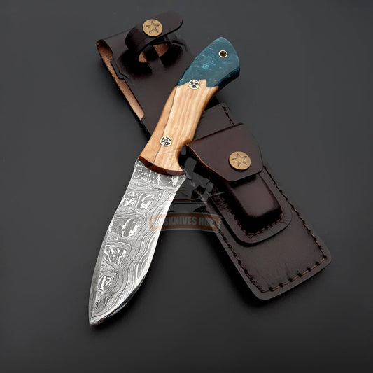 Handmade Damascus Steel Knife with Resin and Wood Handle
