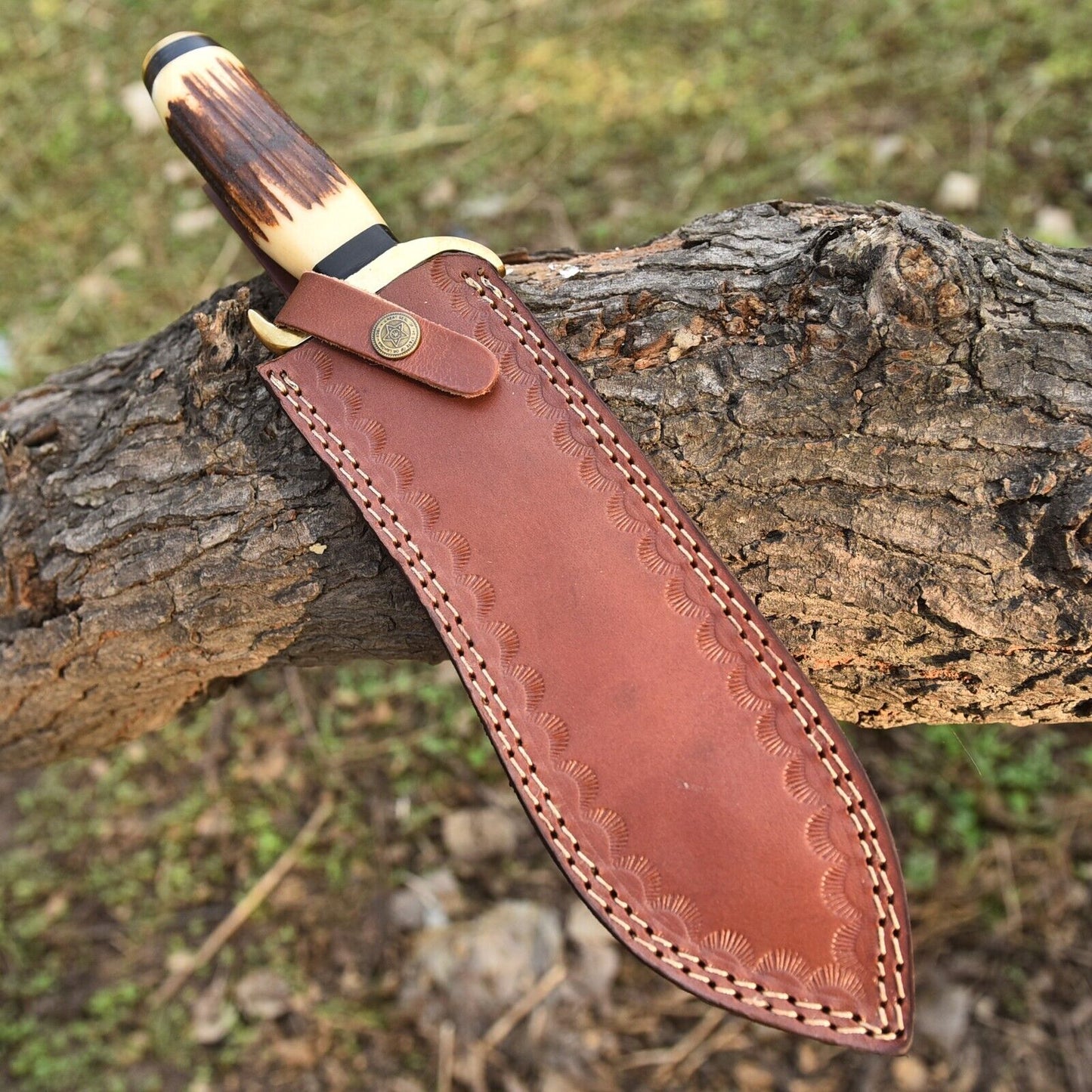 Custom Hand‑Forged 512‑Layer Damascus Steel Hunting Bowie Knife – 15.5″ Overall with Brass & Bone Handle | DRSKNIVES HUB