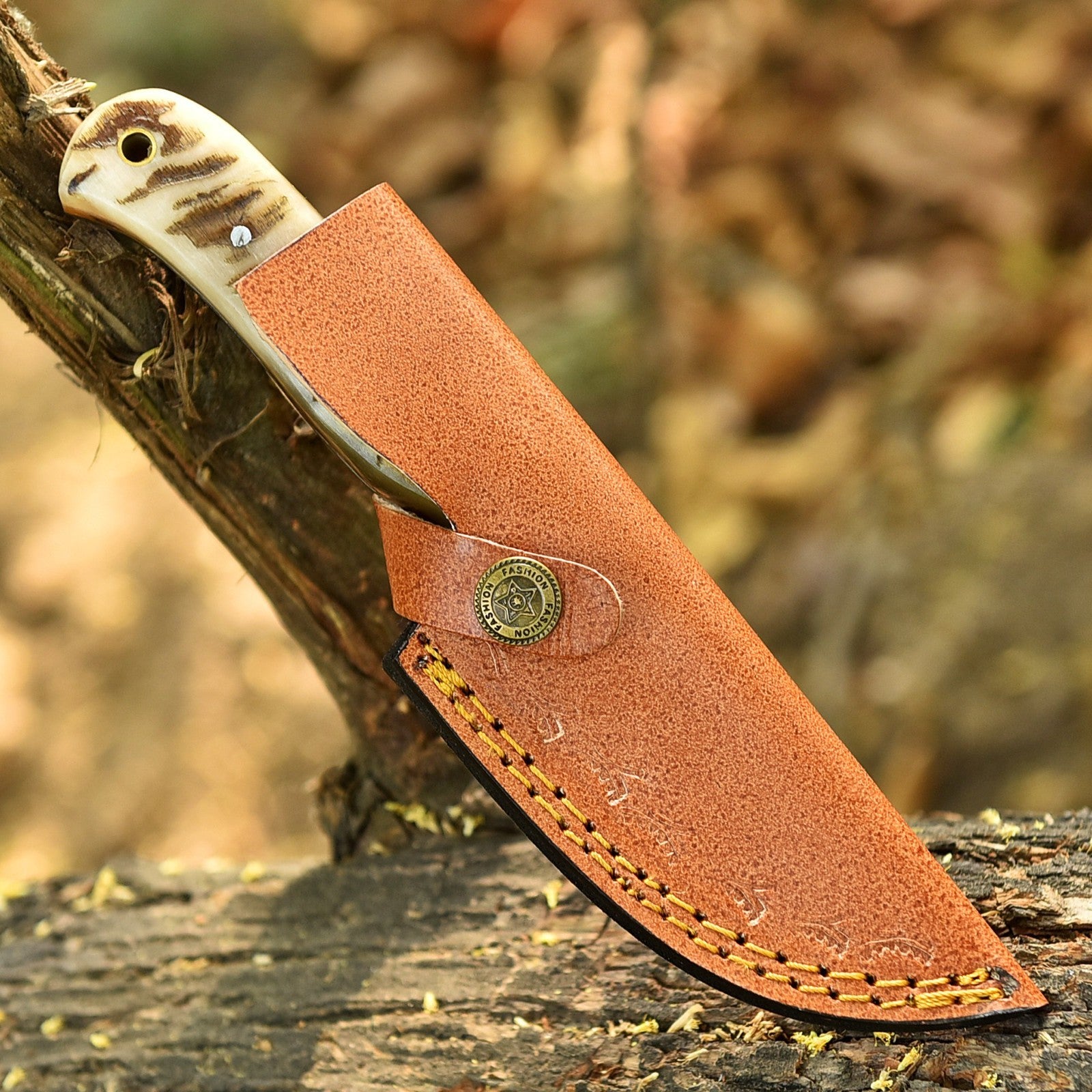 Hand Forged Damascus Steel Hunting Knife – Custom Skinner for Survival