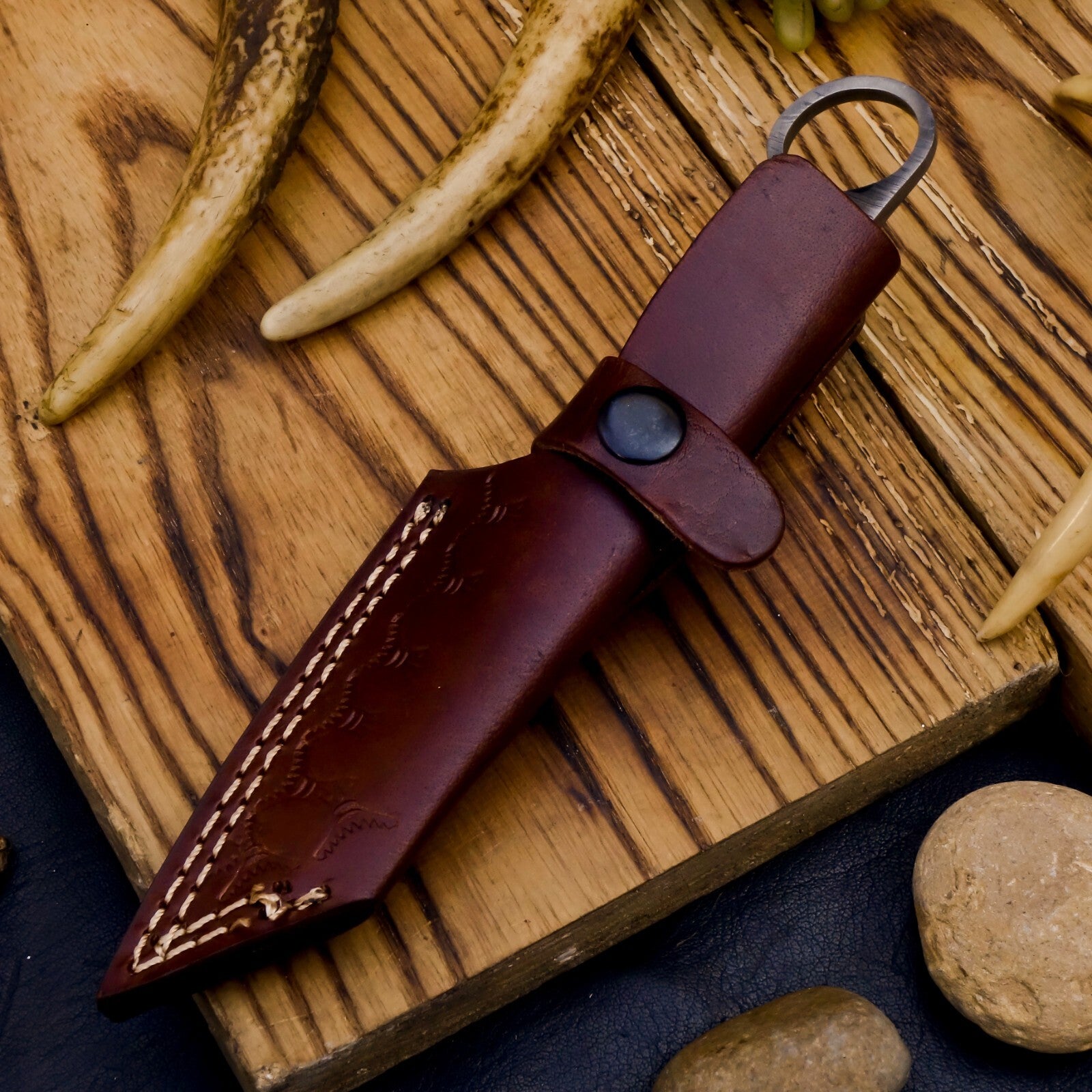 Hand-Forged Damascus Steel Full Tang Tactical EDC Knife with Ring Handle & Leather Sheath | DRSKNIVES HUB| DRSKNIVES HUB