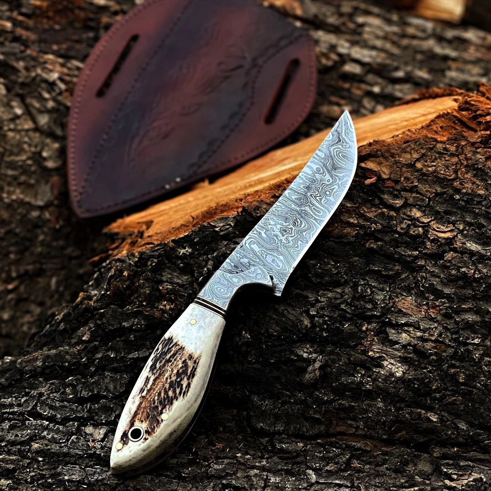 Custom Handmade Hunting Skinner Knife – Damascus Steel Blade with Stag Handle & Leather Sheath | DRSKNIVES HUB